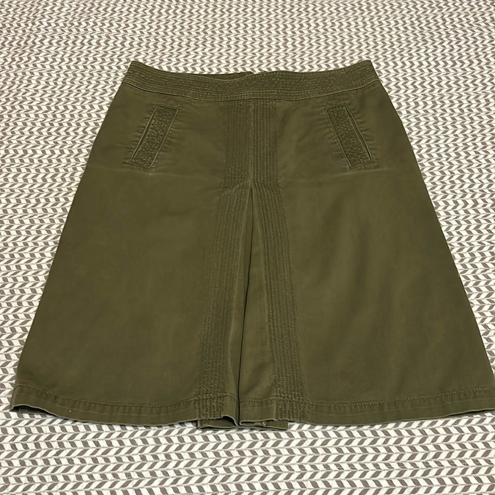 🌻 SALE 5/$50 or 10/$75 🌻 J. Crew chino pleated skirt